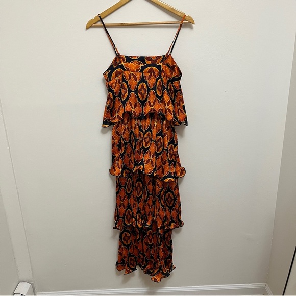 Never Fully Dressed Square Neck Tiered Frill Midaxi Dress in Geometric Print - Picture 8 of 8